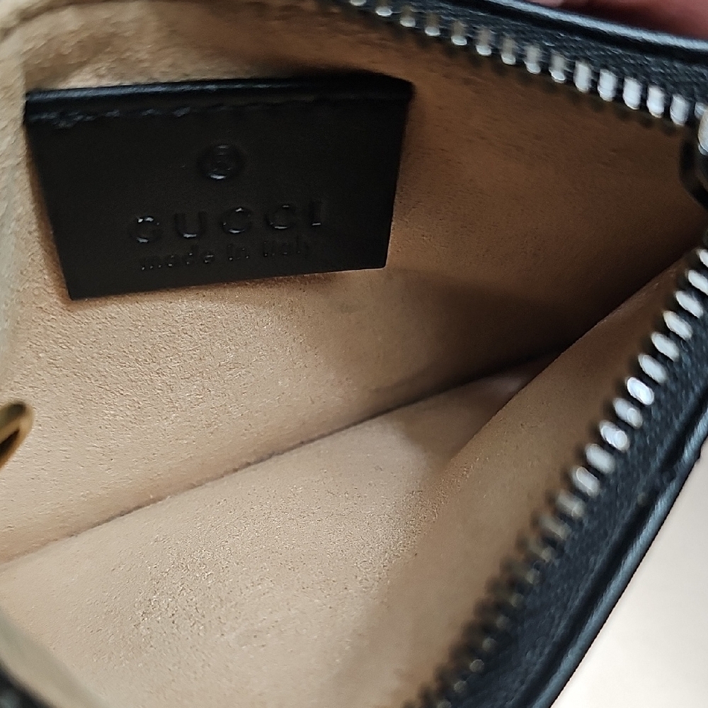 Gucci Black and Gold Key & Card Holder - Picture 13 of 14
